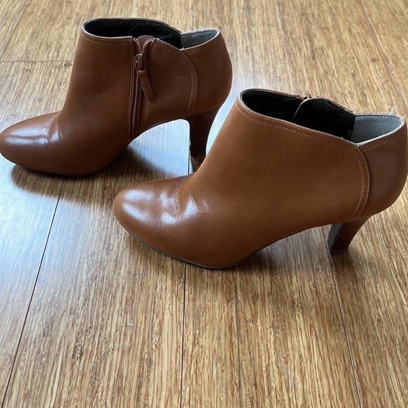 Banana Republic Leather Boots Booties - Picture 2 of 8